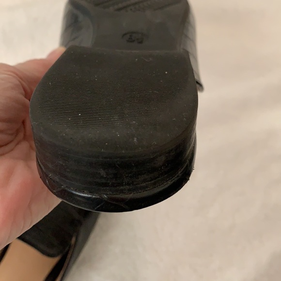 A New Day black slides - Picture 12 of 12